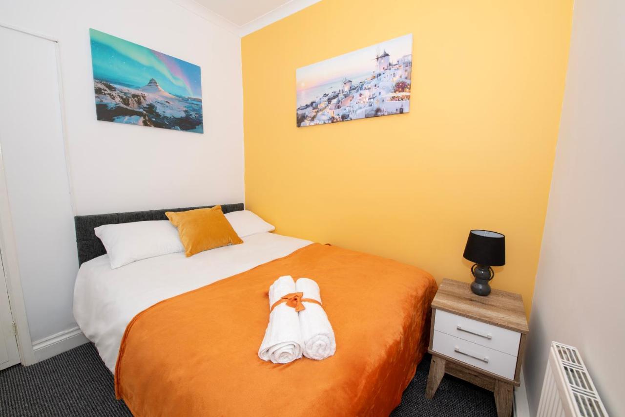 Versatile Cozy & Spacious Comfort Hull Apartments キングストン・アポン・ハル エクステリア 写真