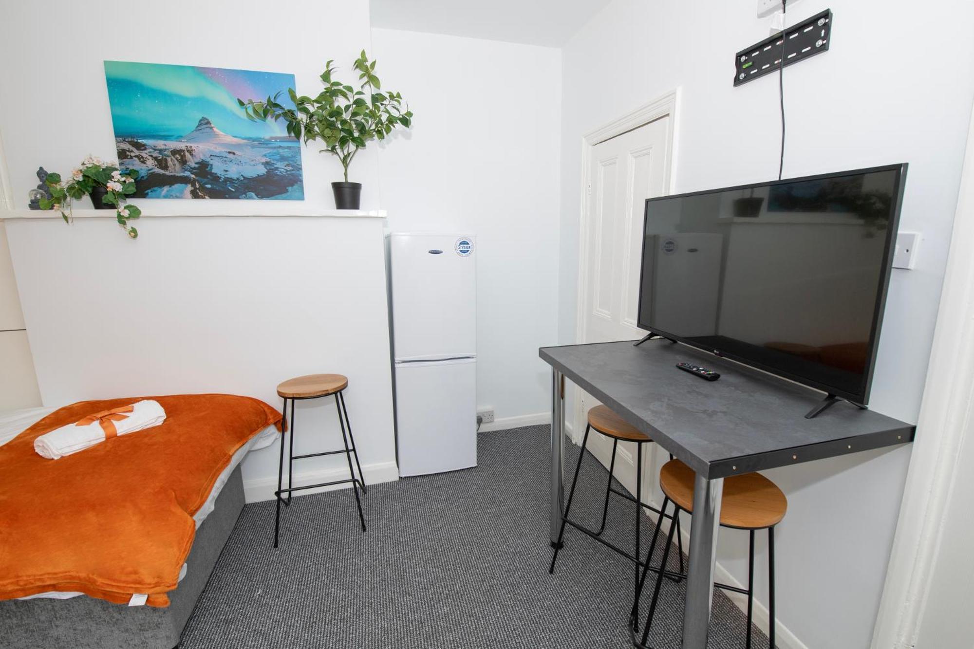 Versatile Cozy & Spacious Comfort Hull Apartments キングストン・アポン・ハル エクステリア 写真