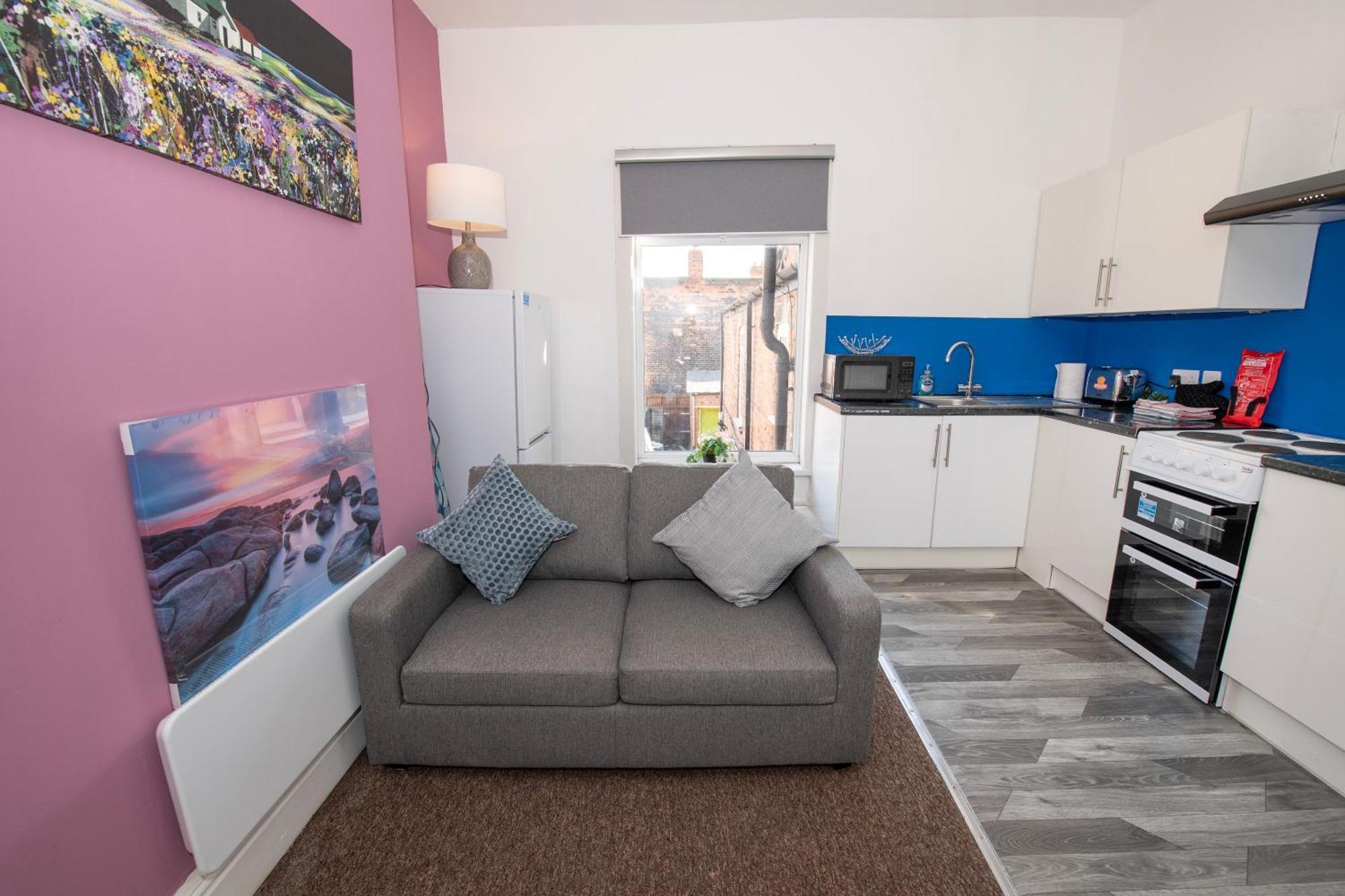 Versatile Cozy & Spacious Comfort Hull Apartments キングストン・アポン・ハル エクステリア 写真